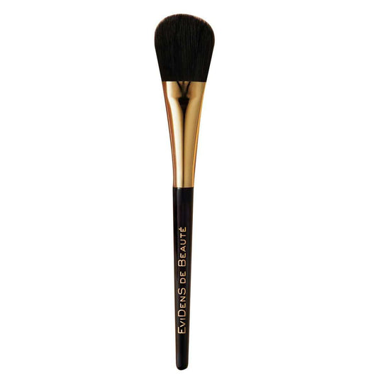The Foundation Brush | EviDenS de Beauté